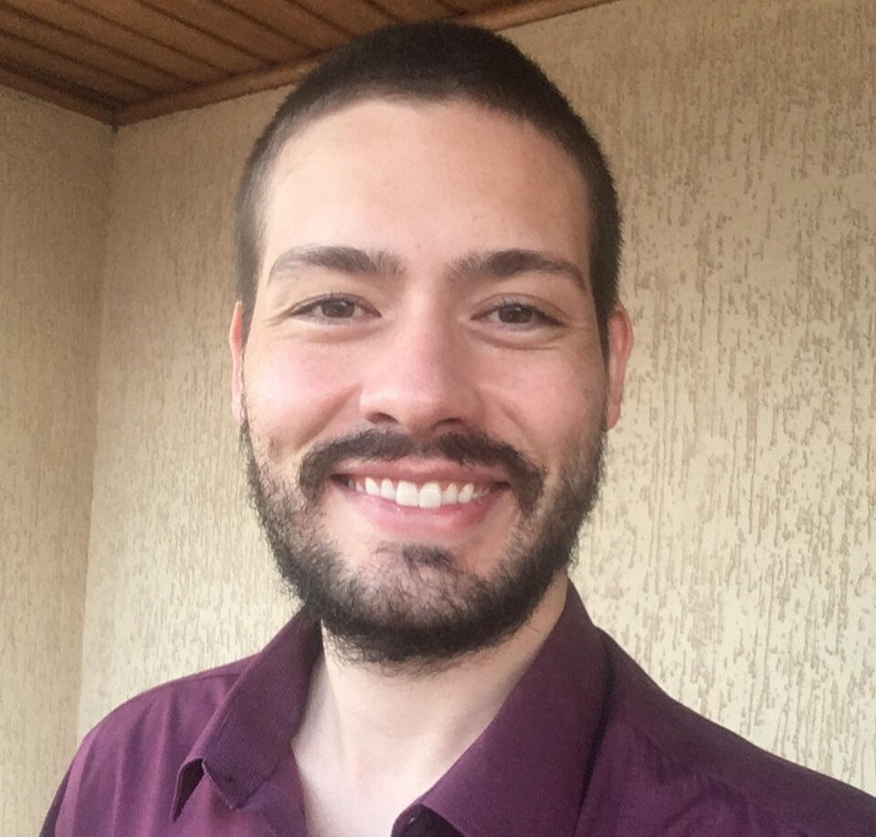 Gustavo Goulart - Actor and Singer